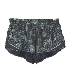 lululemon Hotty Hot Low-Rise Short 2.5" Size 10 in Flourish Iridescent Foil